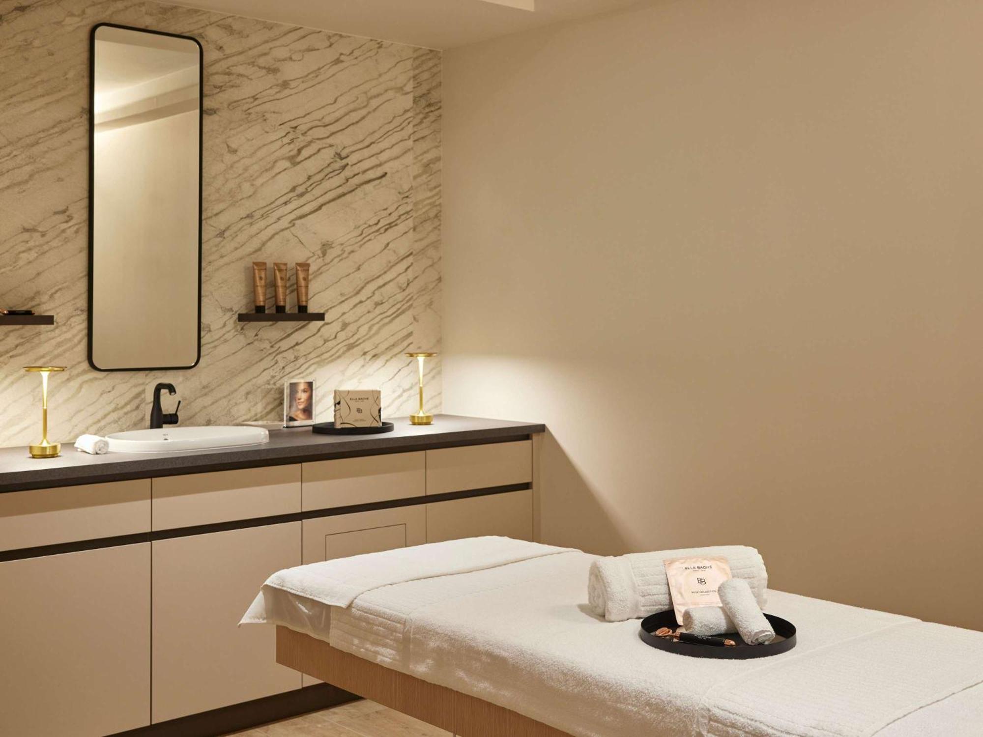Hotel Domaine Du Liziec - Mgallery Collection 4*